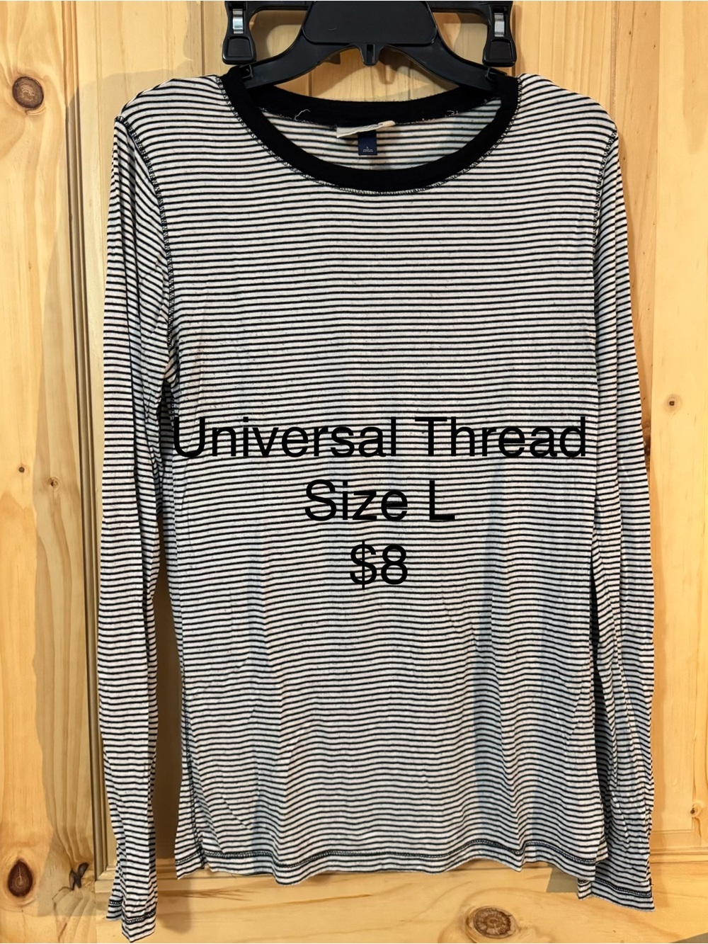 Universal Thread Black & White Striped Long Sleeve Crewneck Top